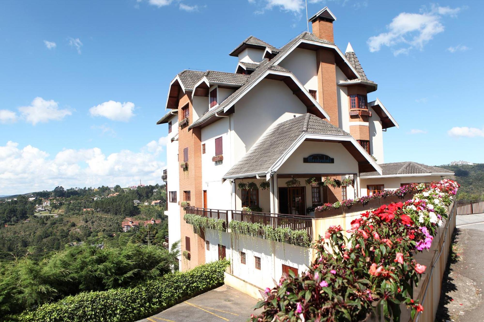 Summit Suites Hotel Кампус-ду-Жордау Экстерьер фото